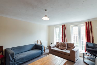 4 bed house, Kingfisher Way, City Centre, Loughborough, LE113NF - Image 2