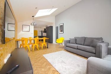 6 bed house, York Road, City Centre, Loughborough, LE113DA - Image 3