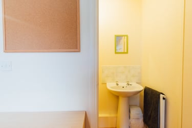 2 bed house, Carlton Close, City Centre, Loughborough, LE115DY - Image 12