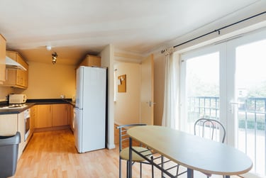 2 bed house, Goods Yard Close, City Centre, Loughborough, LE115EB - Image 1