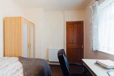 4 bed house, Hermitage Road, City Centre, Loughborough, LE114PF - Image 10