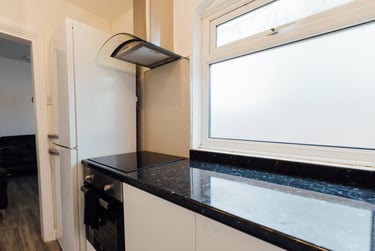 4 bed house, Paget Street, City Centre, Loughborough, LE115DT - Image 6