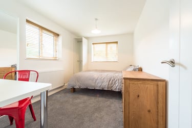 5 bed house, Paget Street, City Centre, Loughborough, LE115DT - Image 3