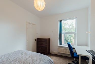 4 bed house, Curzon Street, City Centre, Loughborough, LE113BQ - Image 7