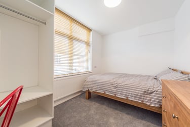 5 bed house, Paget Street, City Centre, Loughborough, LE115DT - Image 15