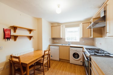 4 bed house, Kingfisher Way, City Centre, Loughborough, LE113NF - Image 4