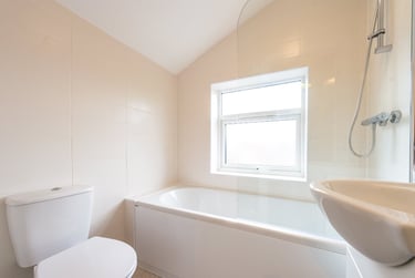 5 bed house, Paget Street, City Centre, Loughborough, LE115DT - Image 4