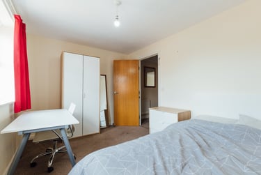 4 bed house, Kingfisher Way, City Centre, Loughborough, LE113NF - Image 9