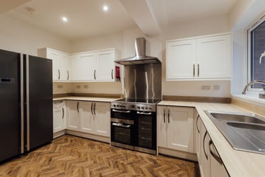 6 bed house, Forest Road, City Centre, Loughborough, LE113HS - Image 3