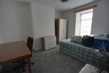 3 bed house, Sherburn Road, Gilesgate, Durham, DH12JR - Image 6