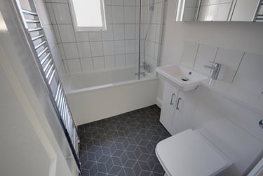 4 bed house, Musgrave Gardens (L), Gilesgate, Durham, DH11PL - Image 11