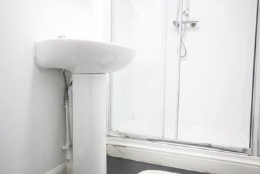 6 bed house, Leazes Place, Claypath, Durham, DH11RE - Image 11