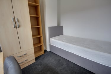 3 bed house, Churchill Square, Gilesgate, Durham, DH11EU - Image 10