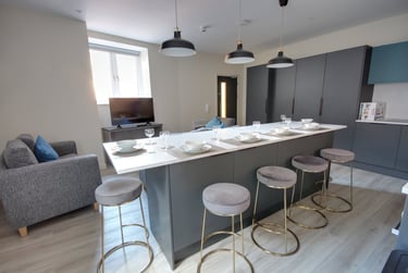 6 bed house, Silver Street, City Centre, Durham, DH13RB - Image 1