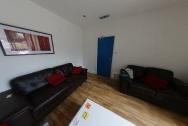 4 bed house, Cross View Terrace, Nevilles Cross, Durham, DH14JY - Image 2