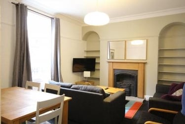 6 bed house, Leazes Place, Claypath, Durham, DH11RE - Image 3