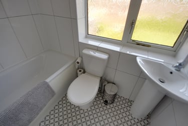 5 bed house, Kepier Crescent, Gilesgate, Durham, DH11PQ - Image 9