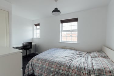 6 bed house, Goldfinch Close, City Centre, Loughborough, LE113HG - Image 13