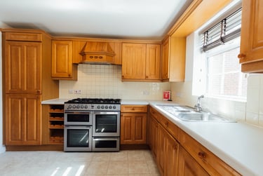 6 bed house, Goldfinch Close, City Centre, Loughborough, LE113HG - Image 3