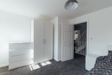 6 bed house, Goldfinch Close, City Centre, Loughborough, LE113HG - Image 15