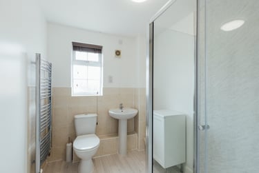 6 bed house, Goldfinch Close, City Centre, Loughborough, LE113HG - Image 4