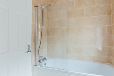 6 bed house, West Parade, West End, Lincoln, LN11QR - Image 5