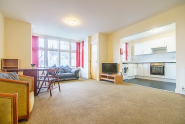 4 bed house, The Avenue, West End, Lincoln, LN11XZ - Image 1