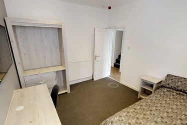 4 bed house, West Parade, Uphill, Lincoln, LN11JT - Image 6