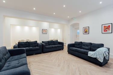 11 bed house, Stairs House, Uphill, Lincoln, LN21NS - Image 1