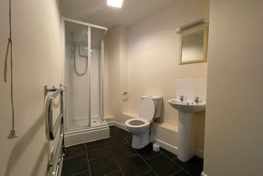 1 bed house, Market Street, City Centre, Loughborough, LE113ER - Image 3