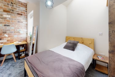 5 bed house, Carlyle Road, City Centre, Birmingham, B169BH - Image 1