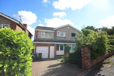 6 bed house, Ferens Close, Claypath, Durham, DH11JX - Image 2