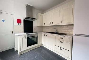 5 bed house, Arthur Street, City Centre, Loughborough, LE113AY - Image 3