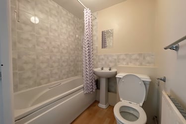 2 bed house, Carlton Close, City Centre, Loughborough, LE115DY - Image 4