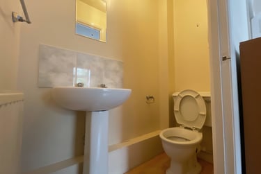 2 bed house, Carlton Close, City Centre, Loughborough, LE115DY - Image 5