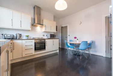 5 bed house, Brudenell View, Hyde Park, Leeds, LS61HG - Image 2