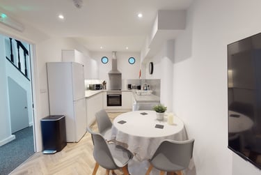 4 bed house, Old Market Street, City Centre, Bristol, BS20ER - Image 2