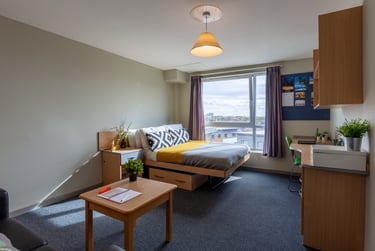 Classic Studio at Filbert Village, Linker Road, City Centre, Leicester, LE27FF - Image 2