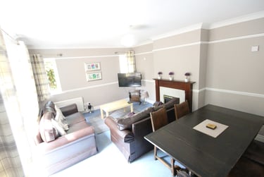 5 bed house, St Johns Road, Nevilles Cross, Durham, DH14NU - Image 2