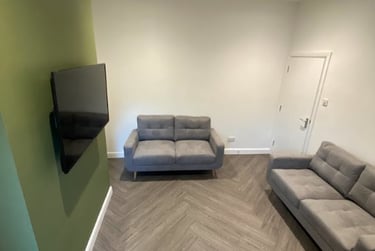 4 bed house, Marshall Street, Newland, Hull, HU53DA - Image 4