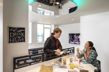 Gold En-suite Serviced Apartment at Study Inn Brotherton House, Grace Street, Central, Leeds, LS12RP - Image 6