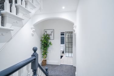 6 bed house, Gregory Boulevard, Hyson Green, Nottingham, NG75JA - Image 11