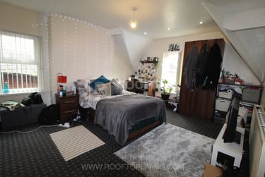 10 bed house, Kirkstall Lane, Headingley, Leeds, LS63DP - Image 5