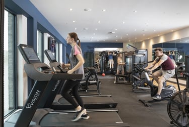 Platinum Plus En-suite Serviced Apartment at Study Inn Triumph House, 3 Triumph Road, Lenton, Nottingham, NG72GA - Image 9