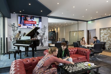 Platinum Plus En-suite Serviced Apartment at Study Inn Triumph House, 3 Triumph Road, Lenton, Nottingham, NG72GA - Image 13