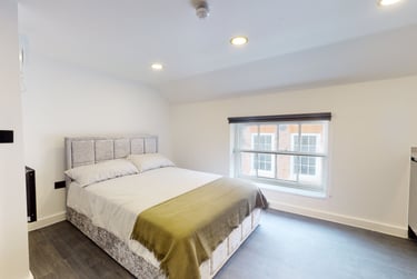 1 bed house, Bridlesmith Gate, City Centre, Nottingham, NG12GN - Image 1