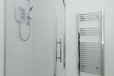 6 bed house, Holywell Drive, City Centre, Loughborough, LE113JX - Image 8