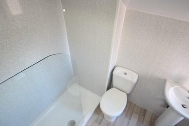 6 bed house, Manor Drive, Hyde Park, Leeds, LS61DE - Image 5