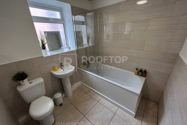 4 bed house, Woodhouse Lane, Woodhouse, Leeds, LS29DX - Image 7