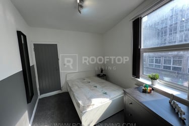 4 bed house, Woodhouse Lane, Woodhouse, Leeds, LS29DX - Image 9